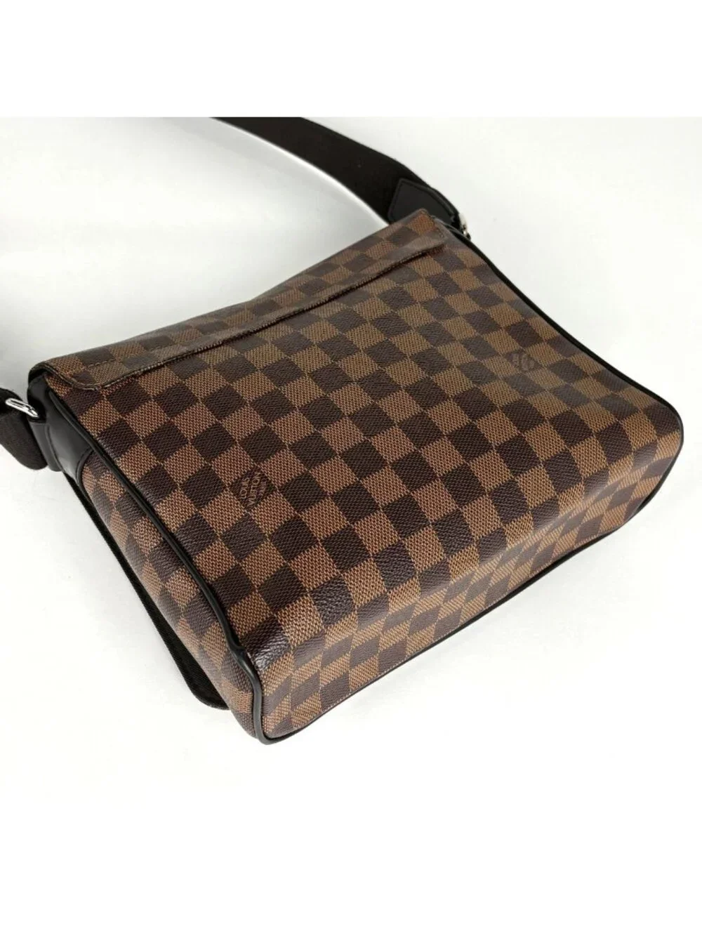 Louis Vuitton Damier District PM NM Shoulder Bag Brown